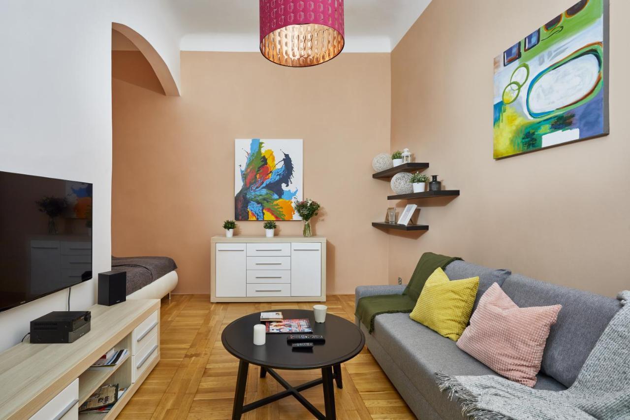 Prague Days - Cozy Flat In The Old Town Praga Exterior foto